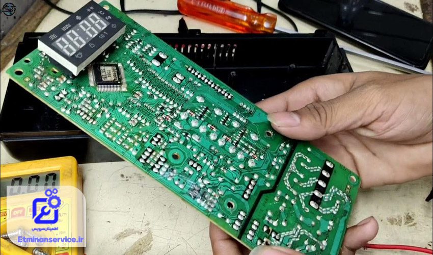 مشکل در برد اصلی ماکروفر 
