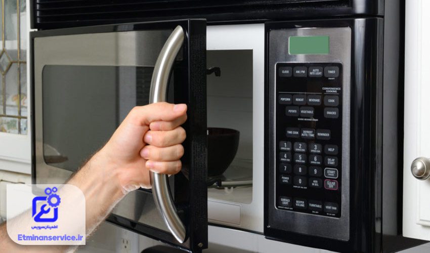 بررسی درب و قفل‌های ماکروفر