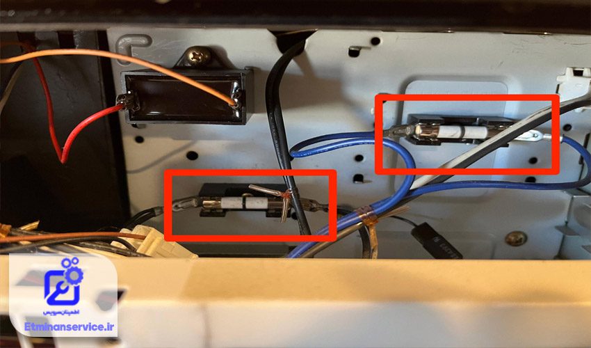 ماکروفر به دلیل سوختن فیوز داخلی روشن نمیشود 