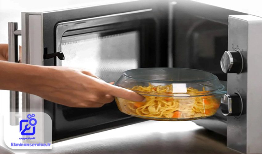 استفاده از ظروف مناسب ماکروفر