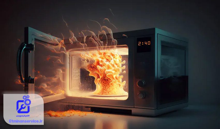 کد خطا EE7: سنسور دمایی ماکروفر در بالاترین دما 